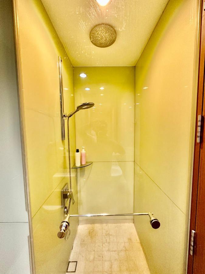 Soho Suites Klcc By Sky Multilink 쿠알라룸푸르 외부 사진