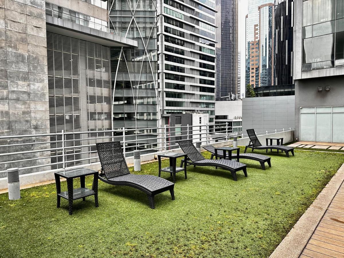 Soho Suites Klcc By Sky Multilink 쿠알라룸푸르 외부 사진