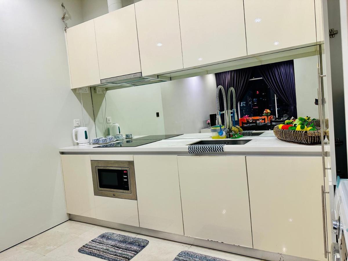 Soho Suites Klcc By Sky Multilink 쿠알라룸푸르 외부 사진