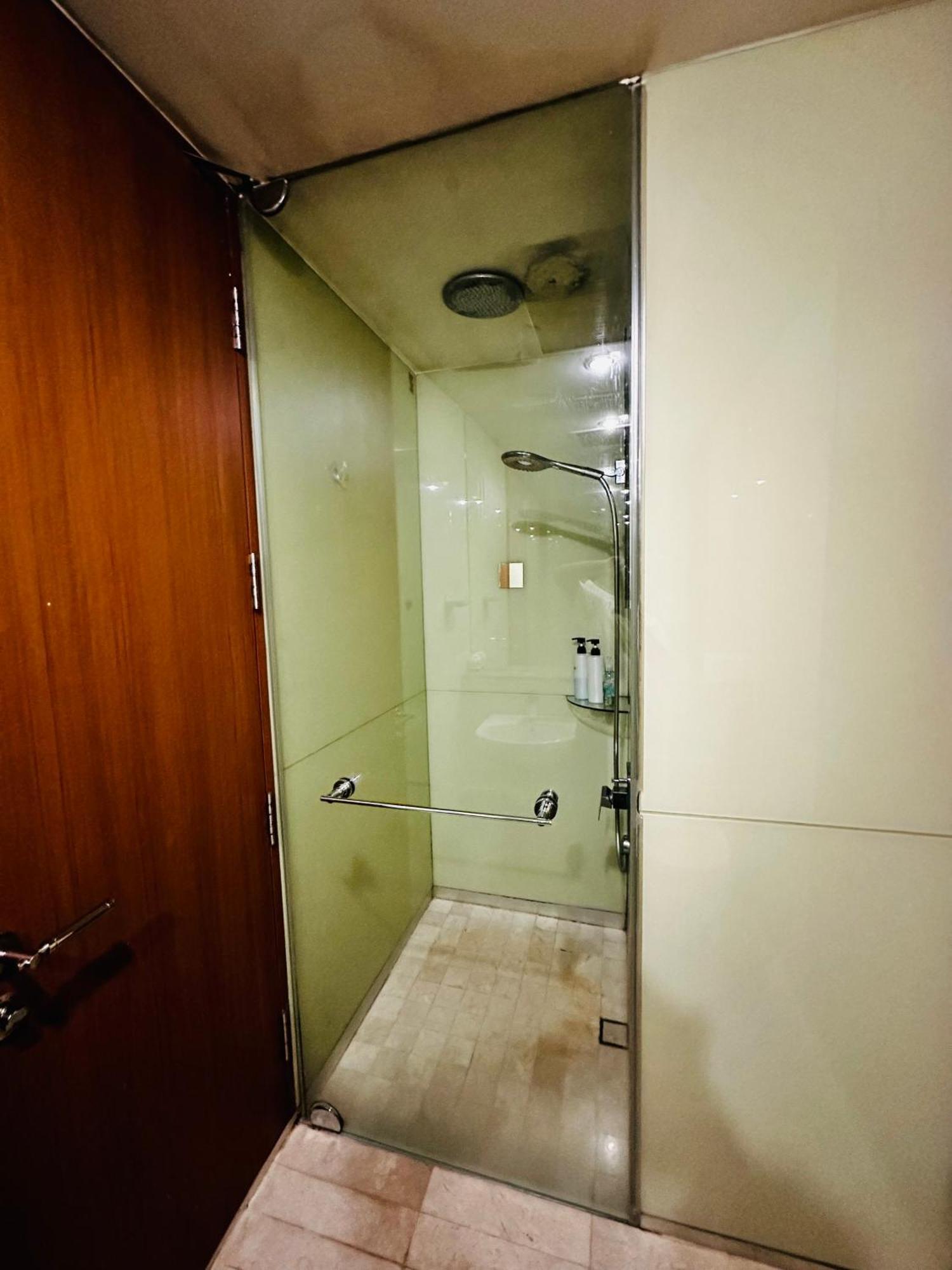 Soho Suites Klcc By Sky Multilink 쿠알라룸푸르 외부 사진